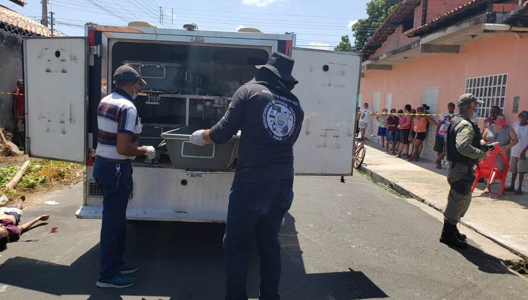 IML fez a remoção do corpo da vítima