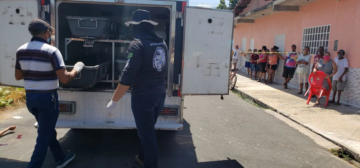 IML removeu o corpo da vítima