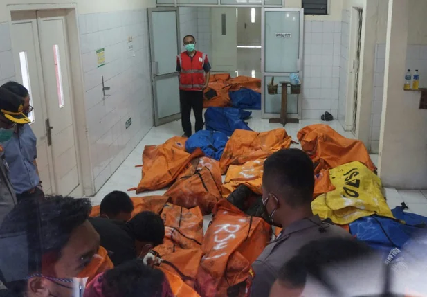 Incêndio em prisão superlotada deixa 41 mortos na Indonésia