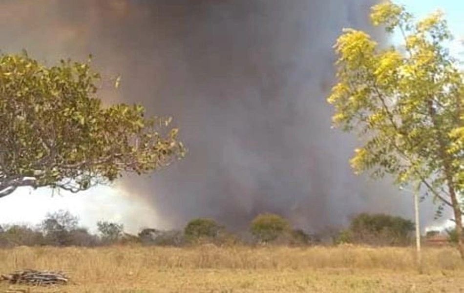 Incêndio na zona rural de São Miguel do Tapuio