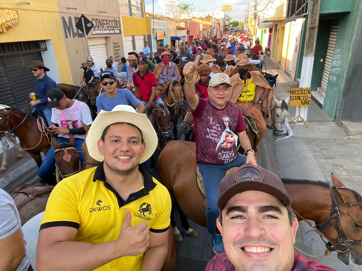 João Mádison participa dos Festejos de Elesbão Veloso