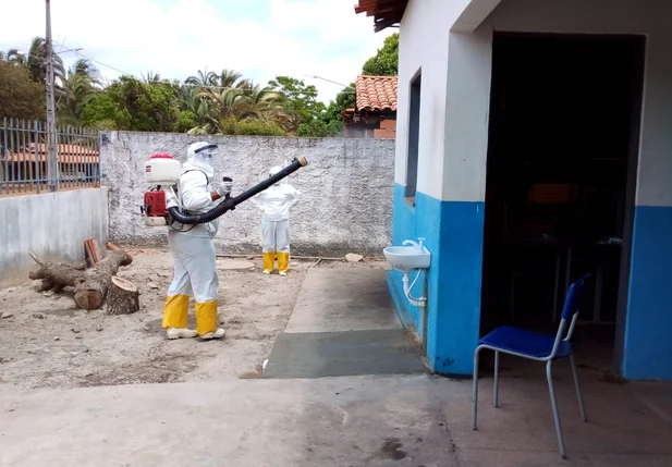 Limpeza das escolas de Beneditinos