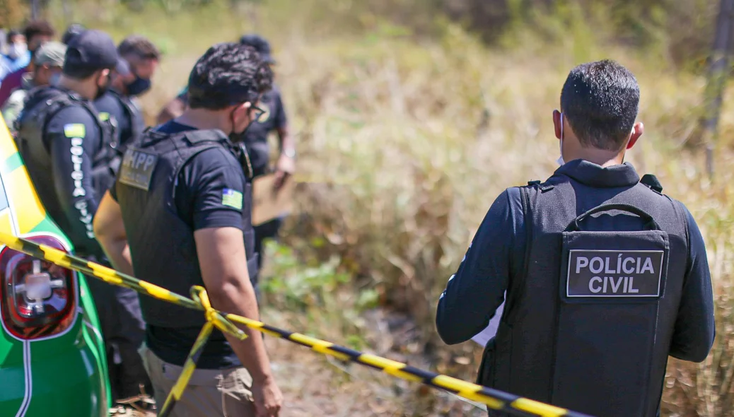 Local foi isolado para realização da perícia criminal