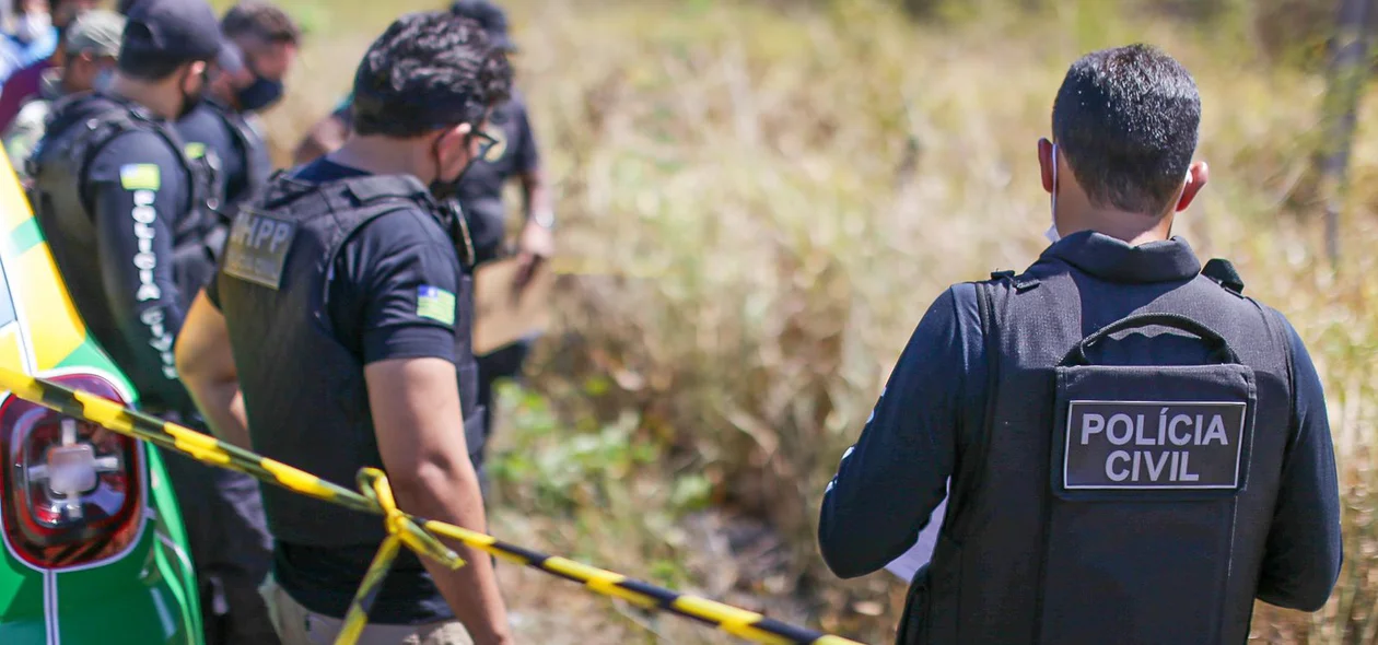 Local foi isolado para realização da perícia criminal