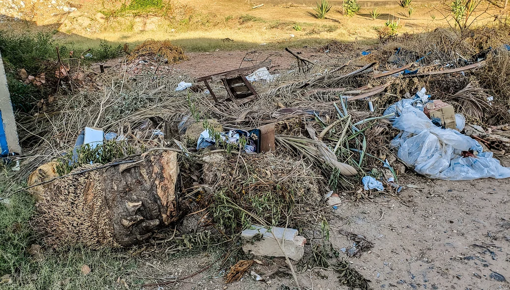 Local onde o lixo foi jogado de forma irregular