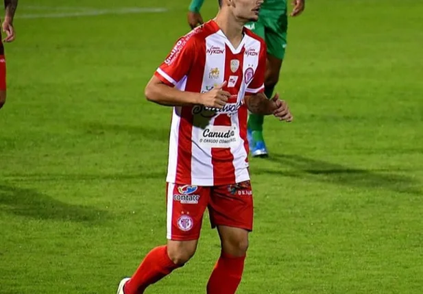 Lucas Perdezoli