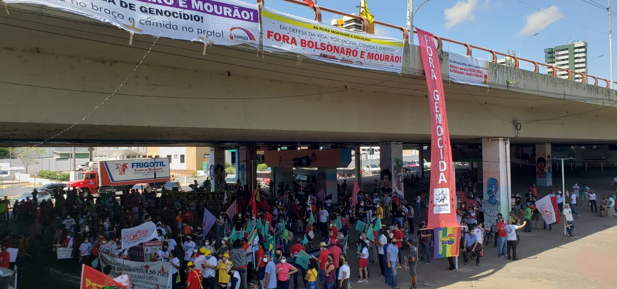 Manifestação contra Bolsonaro, em Teresina