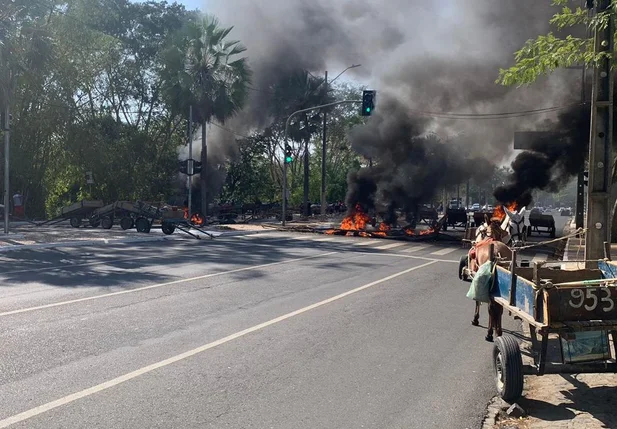 Manifestação dos carroceiros na Câmara de Teresina