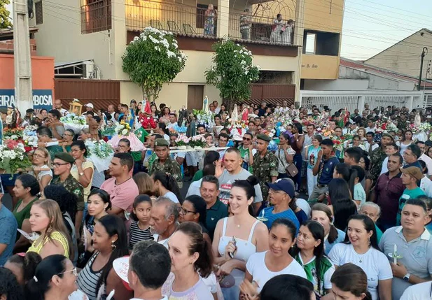 Procissão de Nossa Senhora dos Remédios em Piripiri