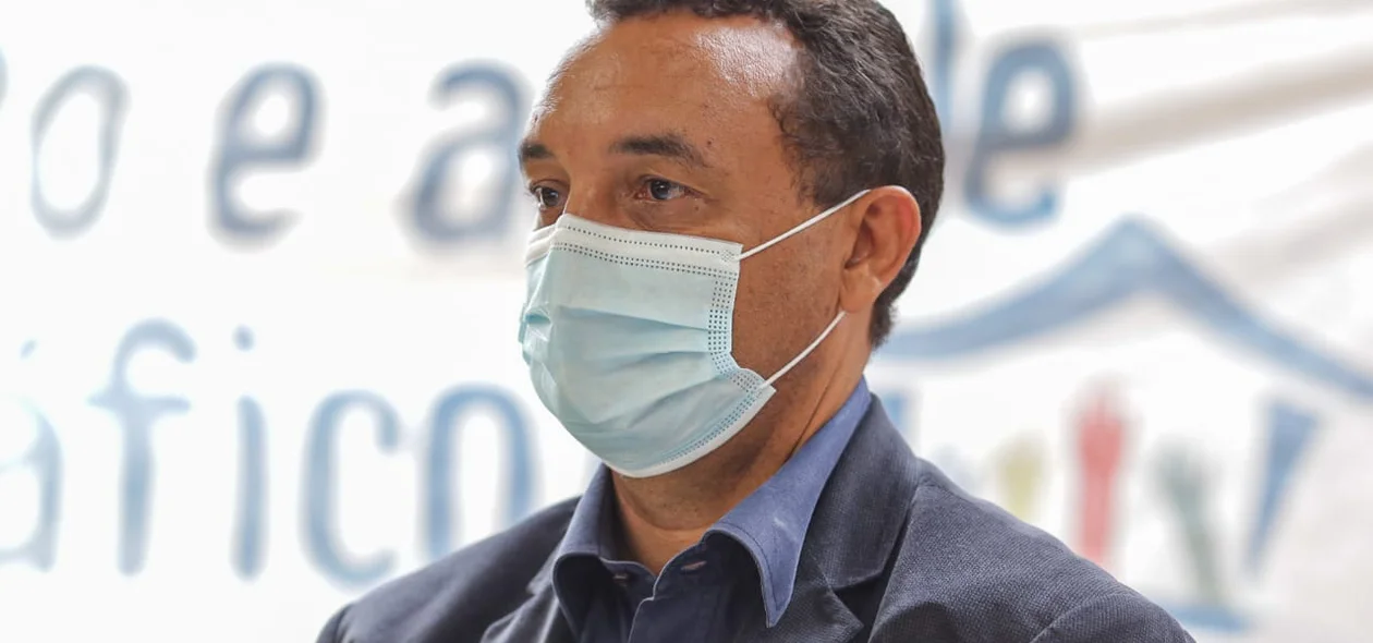 Secretário da SEMEC Nouga Cardoso