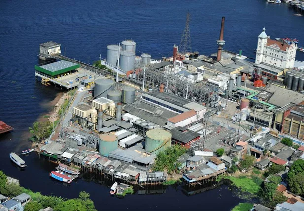 Usina termoelétrica de Aparecida, em Manaus