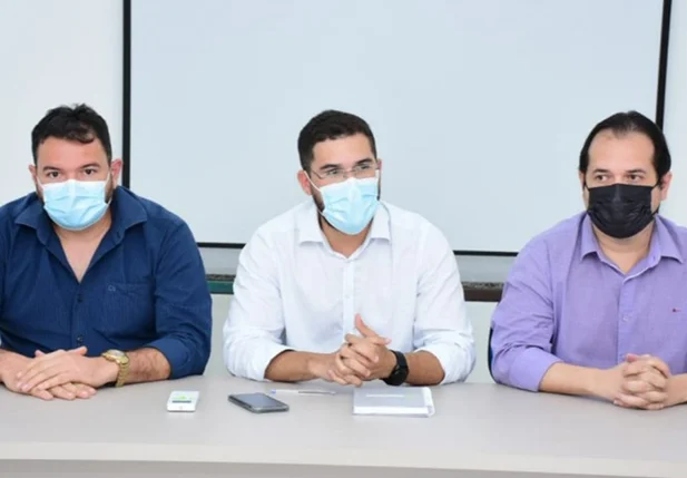A reunião aconteceu nesta quinta-feira (27)