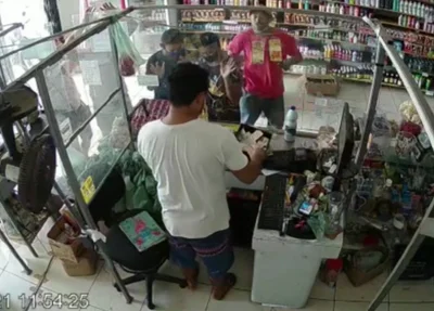 Assalto em supermercado de Altos