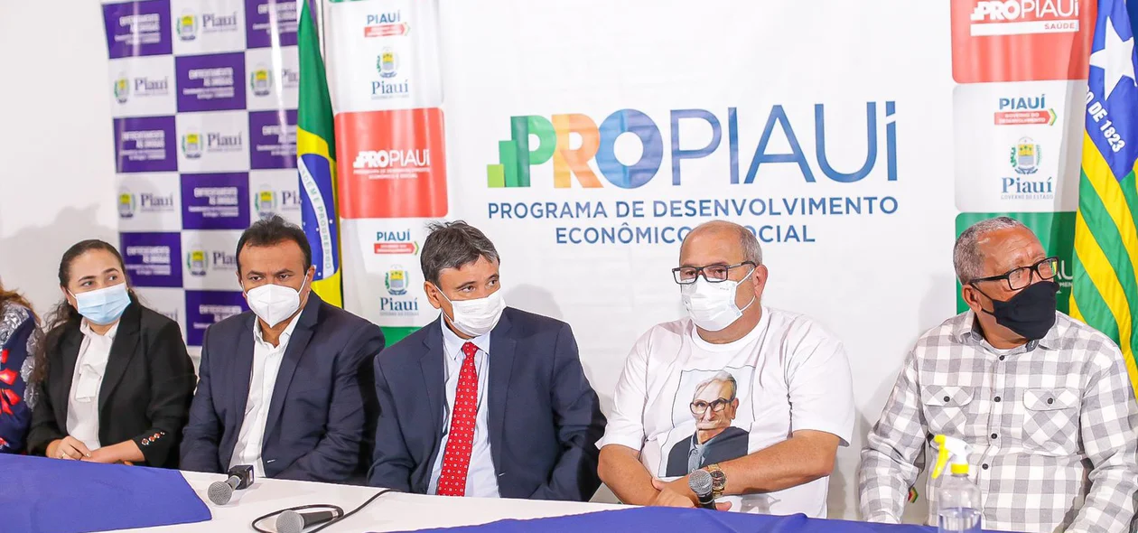 Autoridades presentes