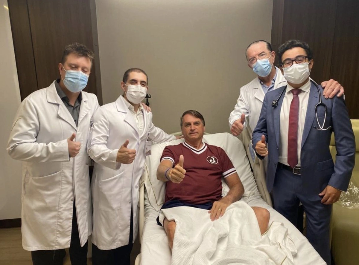 Bolsonaro anunciou que recebeu alta médica