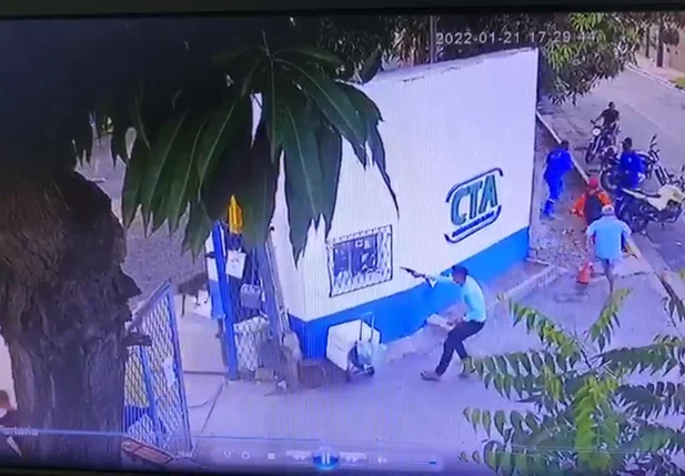 Câmera registrou ação criminosa na sede da CTA
