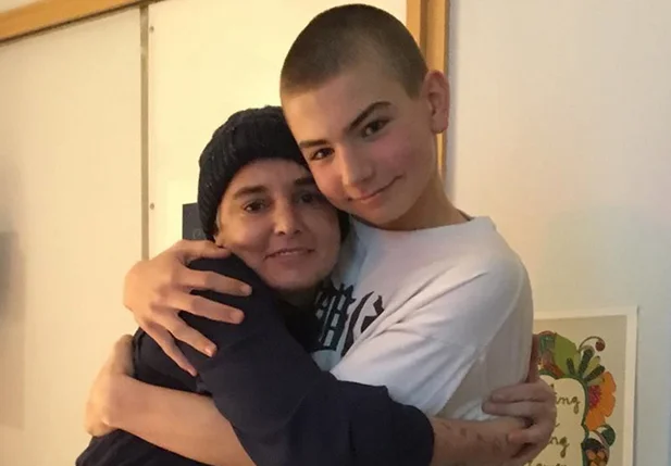 Cantora Sinéad O'Connor e seu filho Shane foi encontrado morto na Irlanda