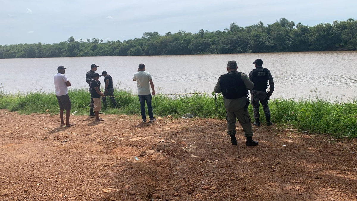 Corpo de homem é encontrado boiando no Rio Longá em Esperantina