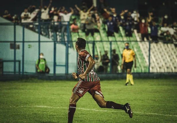 Edu, camisa 9 do Fluminense-PI
