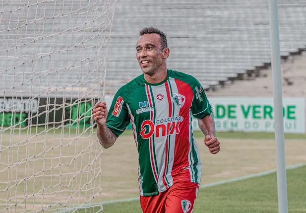 Eduardo, meia atacante do Fluminense-PI