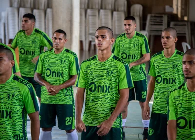Elenco do Flu-PI se reapresenta
