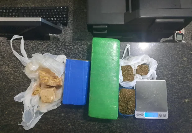 Entorpecentes apreendidos pela PM em Piripiri