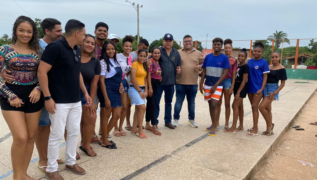 Equipe da quadrilha junina de Passagem Franca