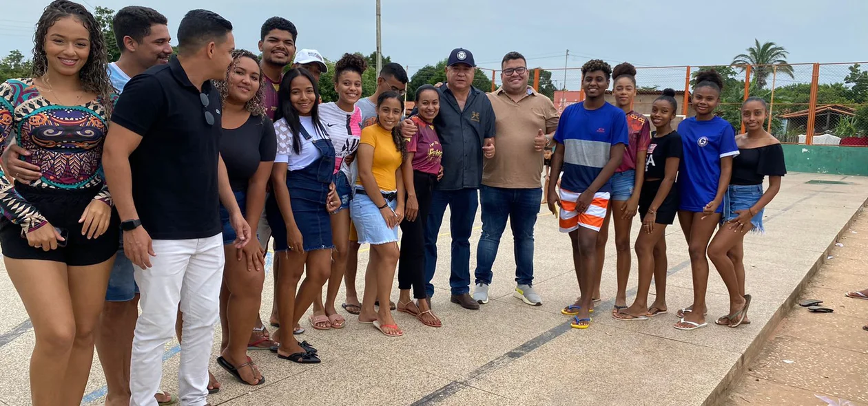 Equipe da quadrilha junina de Passagem Franca