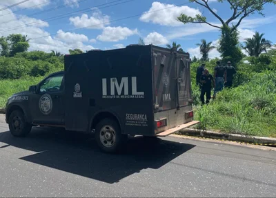 IML no local onde o corpo foi encontrado