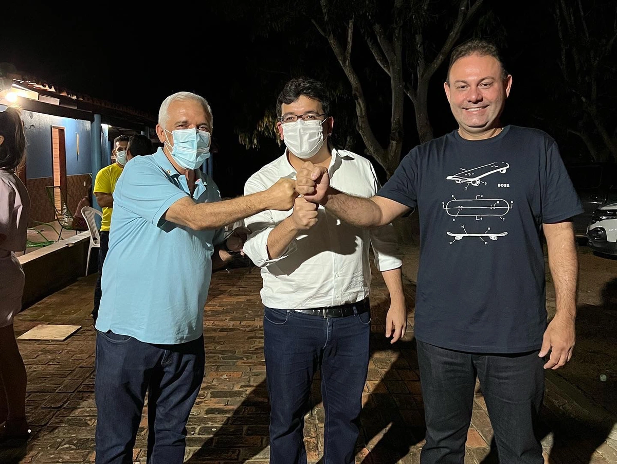 Jeová Alencar ao lado de Themístocles Filho e Rafael Fonteles