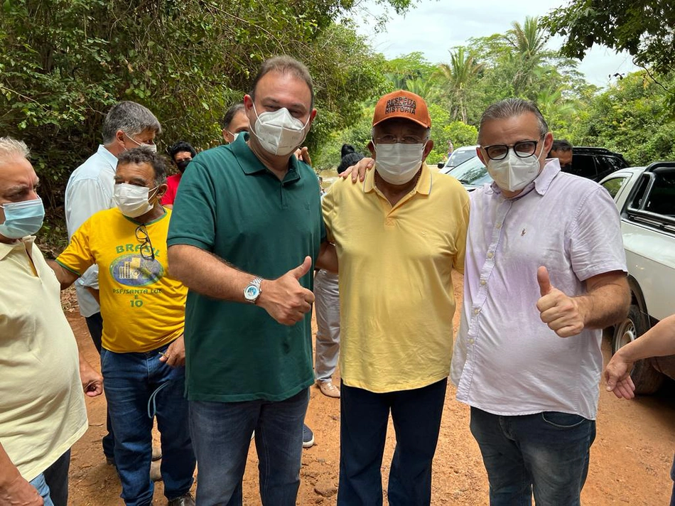 Jeová Alencar e prefeito Dr. Pessoa visitam na zona rural leste
