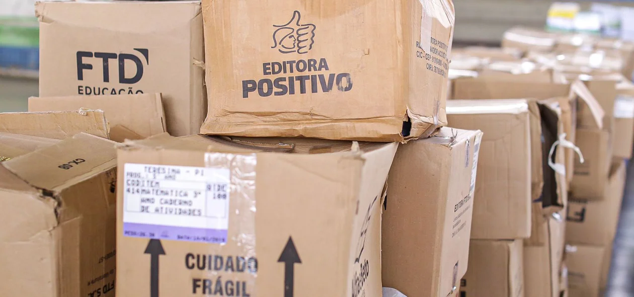 Livros guardados pela Prefeitura de Teresina