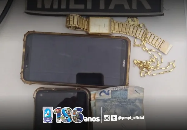 Material apreendido pela PM em Altos