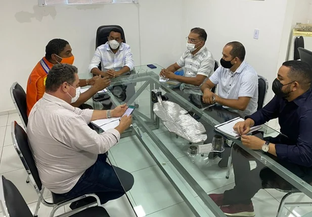 O encontro ocorreu na manhã desta segunda