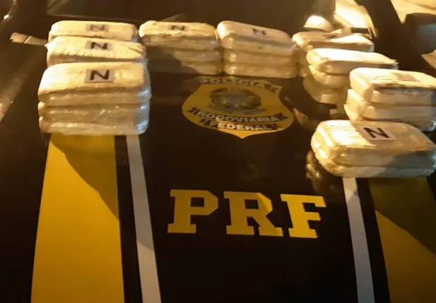 Pasta base de cocaína apreendida em Buriti dos Lopes