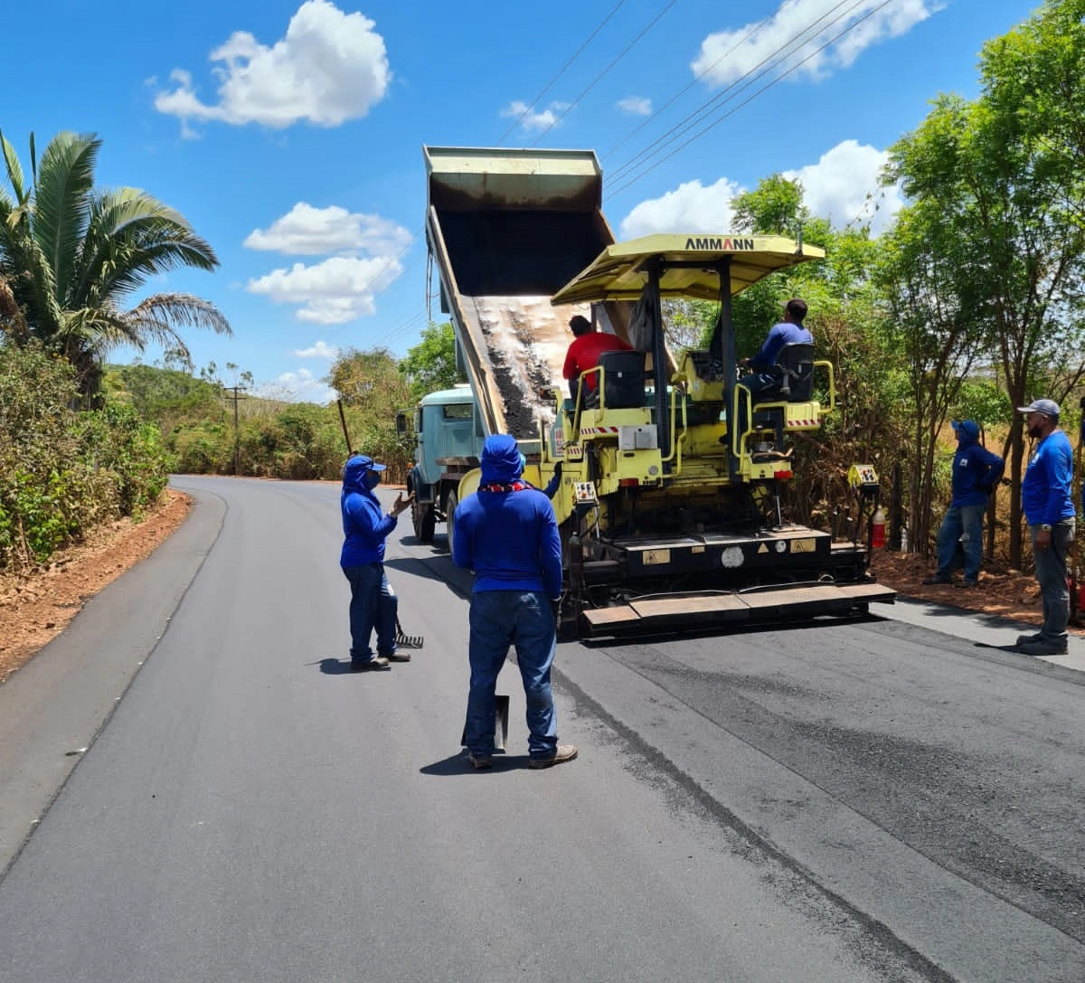 Povoado Soinho recebe mais de R$ 1 milhão de investimento em asfalto