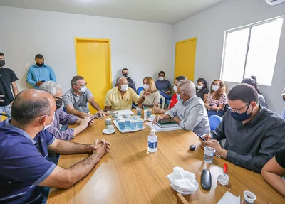 Prefeito de Teresina em reunião com o secretário nacional de Assistência Social