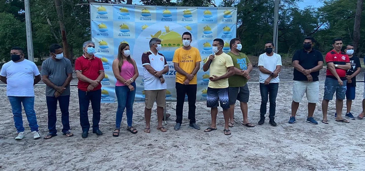 Prefeitura de Nossa Senhora do Nazaré inaugura quadra de areia nesta terça