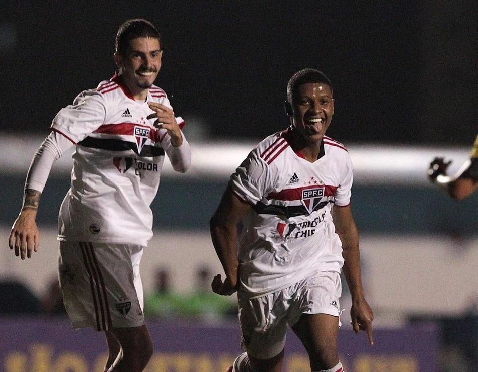 São Paulo vence e confirma vaga na 3ª fase da Copinha