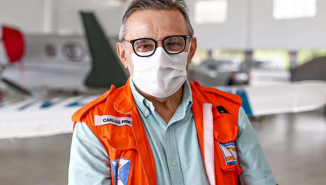 Secretário Carlos Ribeiro