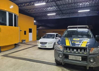 Veículo recuperado pela PRF em Piripiri