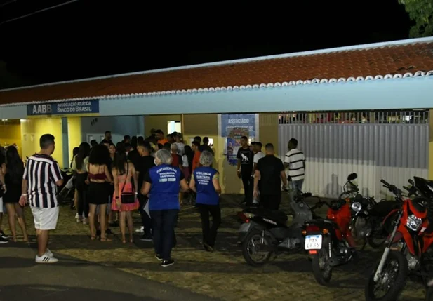 Vigilância Sanitária fiscaliza exigência do passaporte vacinal em Floriano