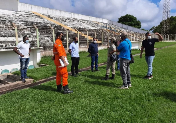 Visita Estádio Tiberão