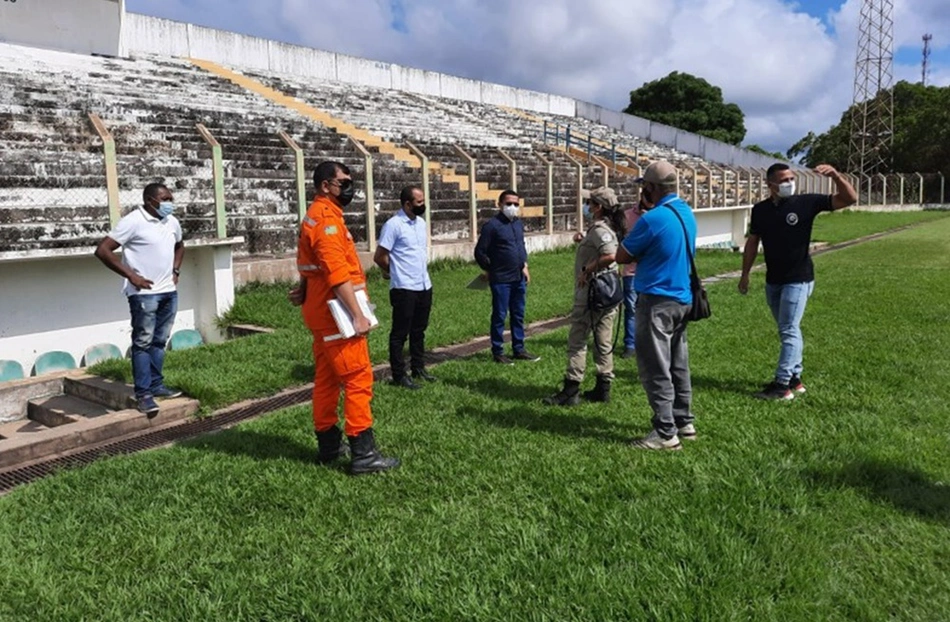 Visita Estádio Tiberão