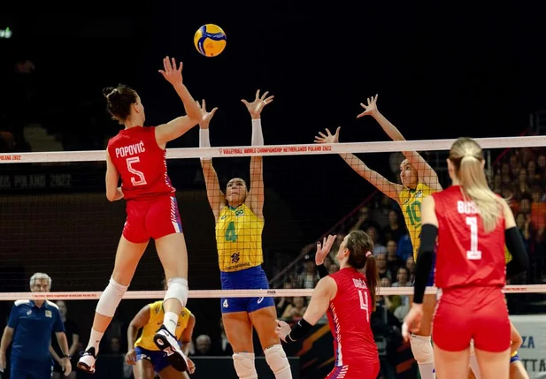 A Sérvia atropelou o Brasil na decisão do Mundial e venceu por 3 sets a 0