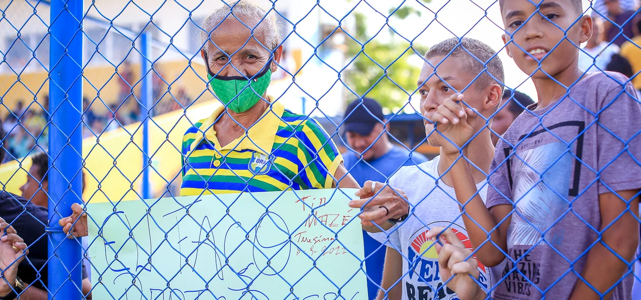 Amigos e familiares dos atletas estivem na torcida