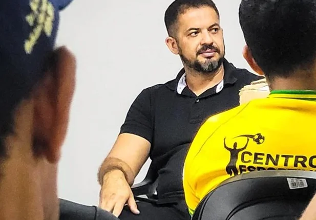 Assembleia que aclamou Ronaldo Rodrigues novo presidente da SEP