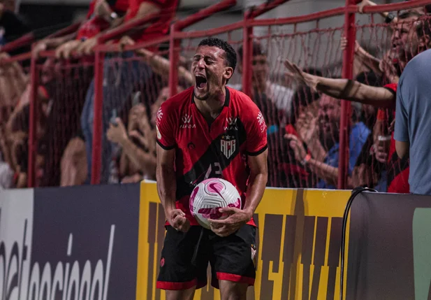 Atlético-GO venceu o Fluminense