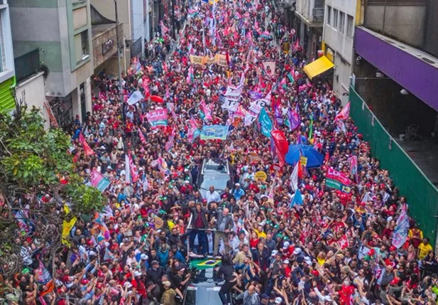 Ato de campanha na Avenida Paulista