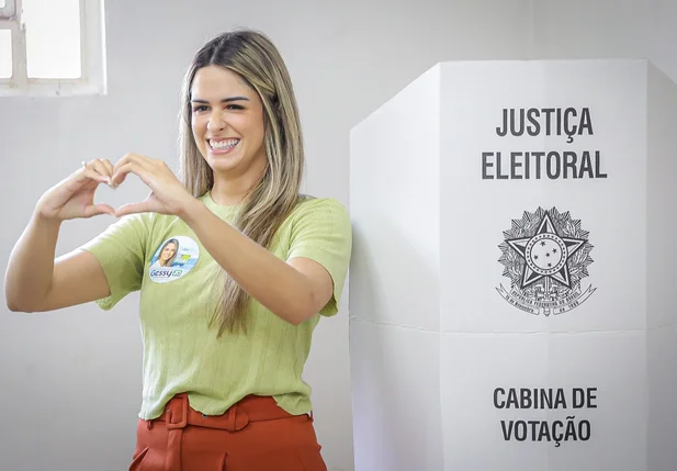 Candidata Gessy em votação